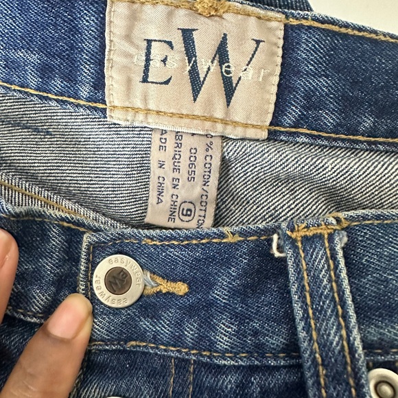 High-Rise Button-Fly Women’s Jeans - Blue - Picture 3 of 4